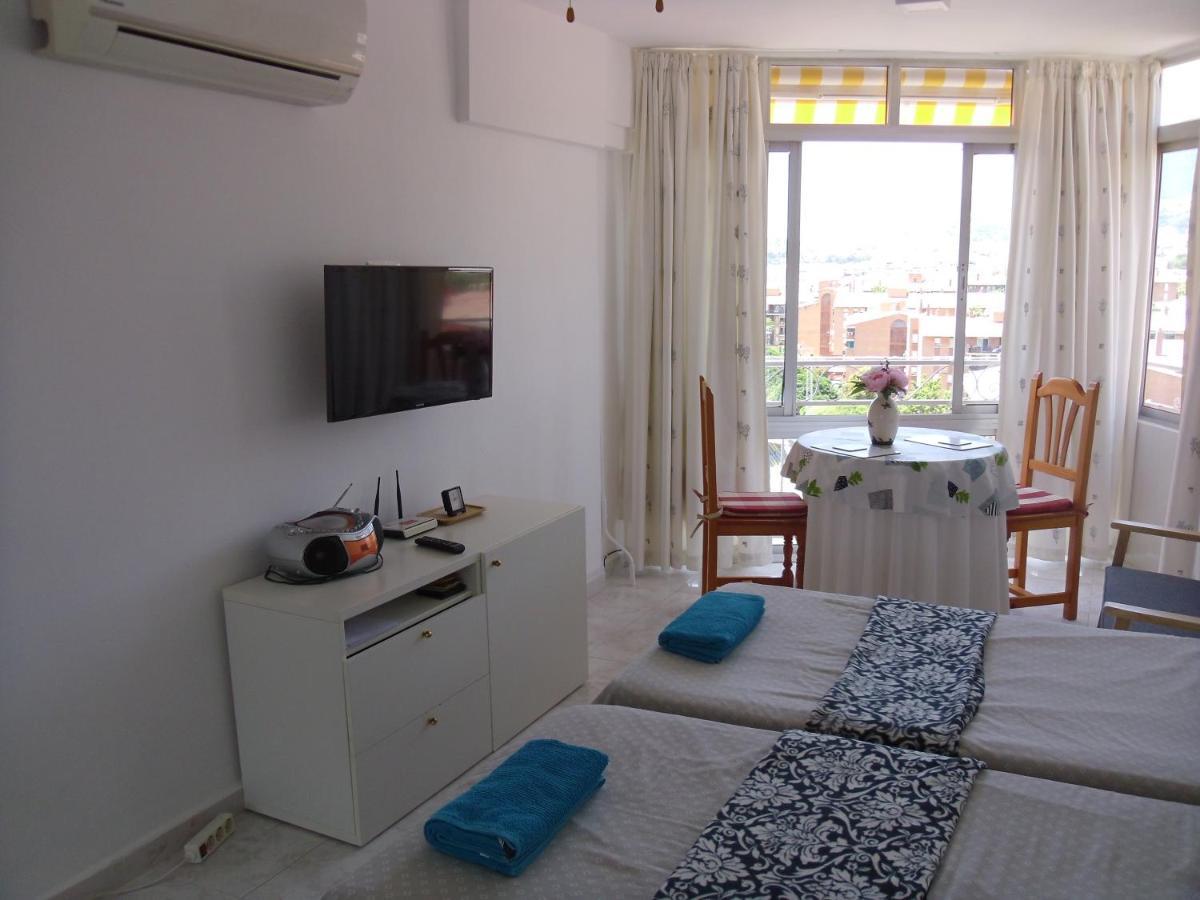 Sunny Studio In Piscis Building 贝纳尔马德纳 外观 照片